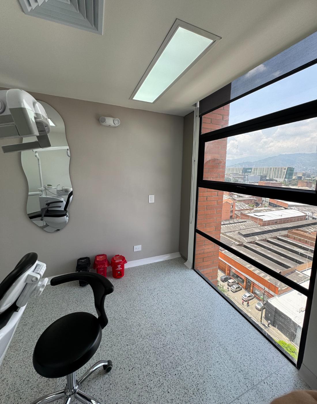 Consultorio - Equipos vista ventana